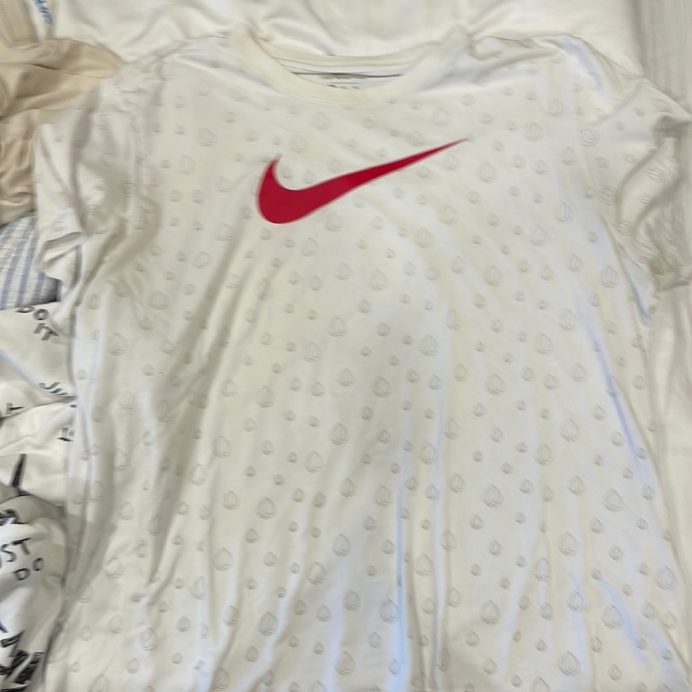 Nike t shirt